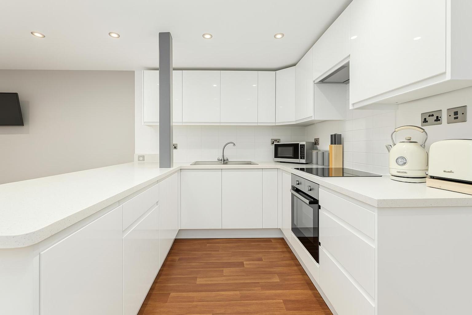 2 Bed Flat Near Camden Market Londen