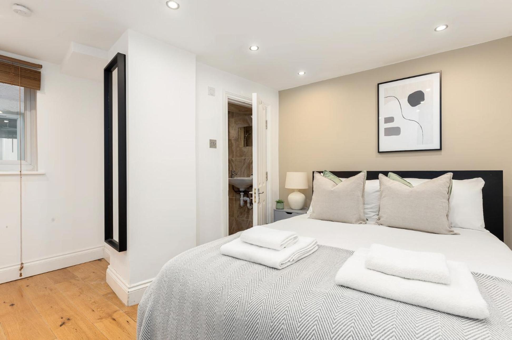 2 Bed Flat Near Camden Market * Londres
